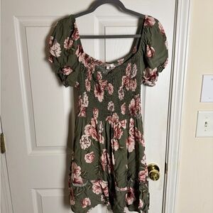 Plus Size Stella Tweed Green Floral Puff Sleeve Blouse